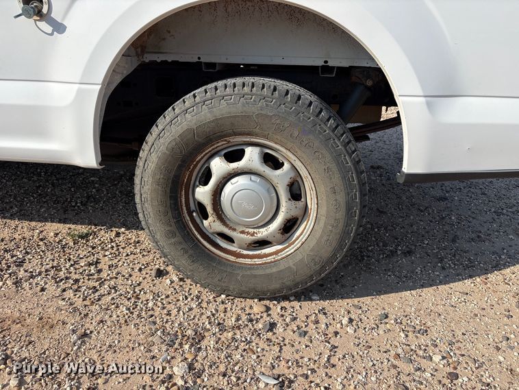 image for item EW8659 2019 Ford F-150 Ext. Cab pickup truck