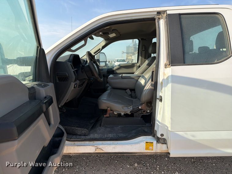 image for item EW8660 2017 Ford F250 XL Ext. Cab pickup truck