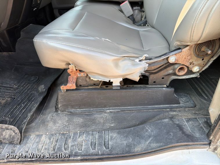 image for item EW8660 2017 Ford F250 XL Ext. Cab pickup truck