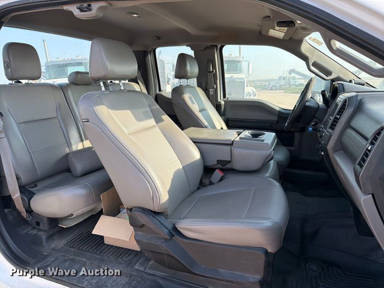 image for item EW8660 2017 Ford F250 XL Ext. Cab pickup truck