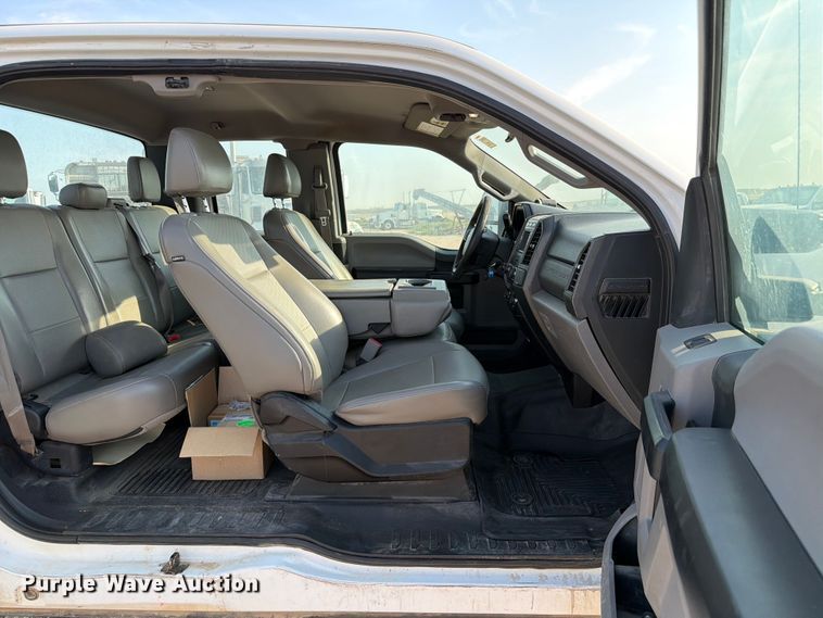 image for item EW8660 2017 Ford F250 XL Ext. Cab pickup truck