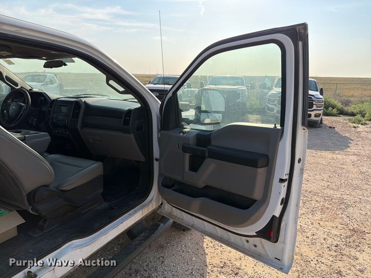 image for item EW8660 2017 Ford F250 XL Ext. Cab pickup truck