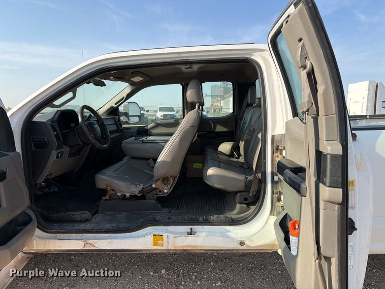 image for item EW8660 2017 Ford F250 XL Ext. Cab pickup truck