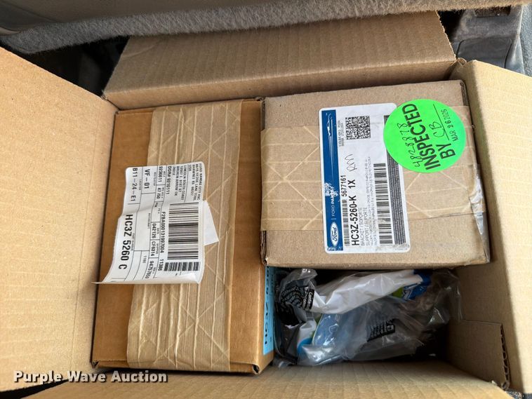 image for item EW8660 2017 Ford F250 XL Ext. Cab pickup truck