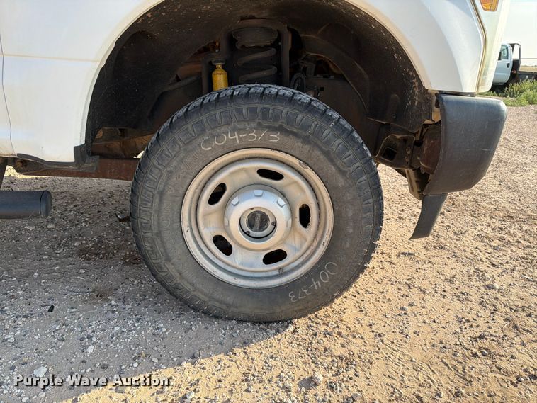 image for item EW8660 2017 Ford F250 XL Ext. Cab pickup truck