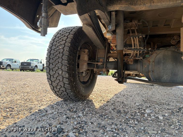 image for item EW8660 2017 Ford F250 XL Ext. Cab pickup truck