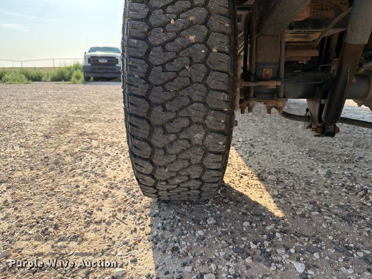 image for item EW8660 2017 Ford F250 XL Ext. Cab pickup truck