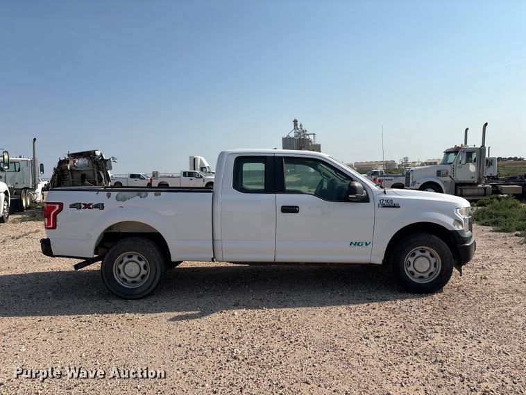 image for item EW8661 2017 Ford F150 XL Ext. Cab pickup truck