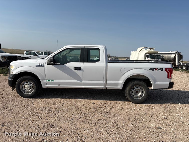 image for item EW8661 2017 Ford F150 XL Ext. Cab pickup truck