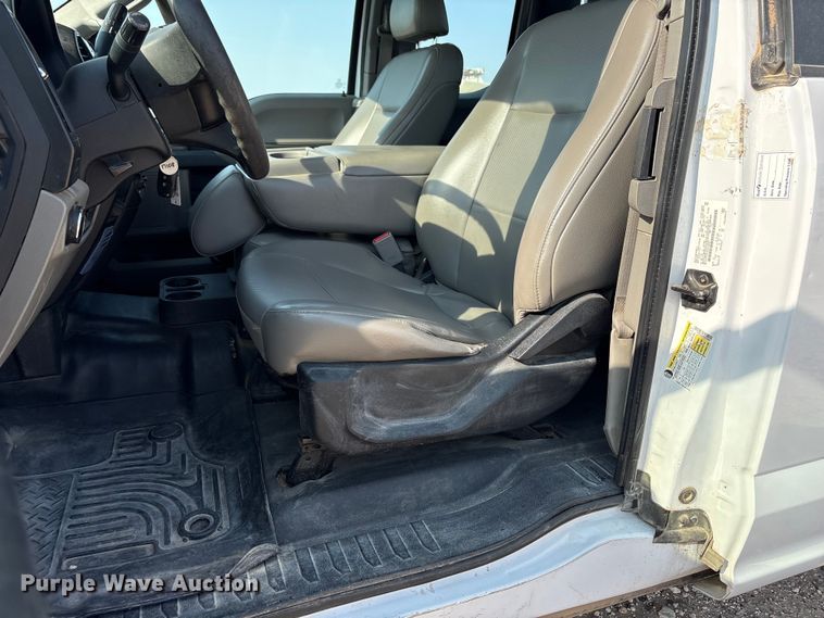 image for item EW8661 2017 Ford F150 XL Ext. Cab pickup truck