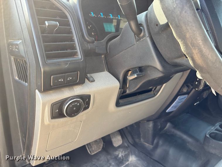 image for item EW8661 2017 Ford F150 XL Ext. Cab pickup truck