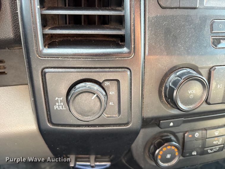 image for item EW8661 2017 Ford F150 XL Ext. Cab pickup truck