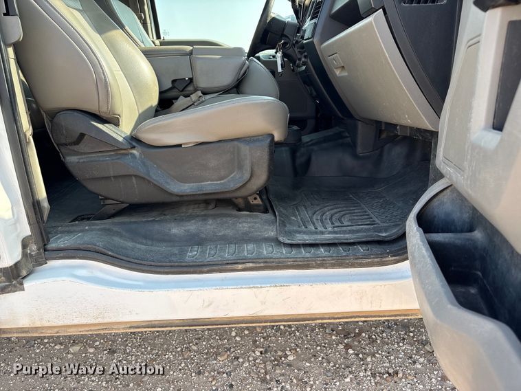 image for item EW8661 2017 Ford F150 XL Ext. Cab pickup truck