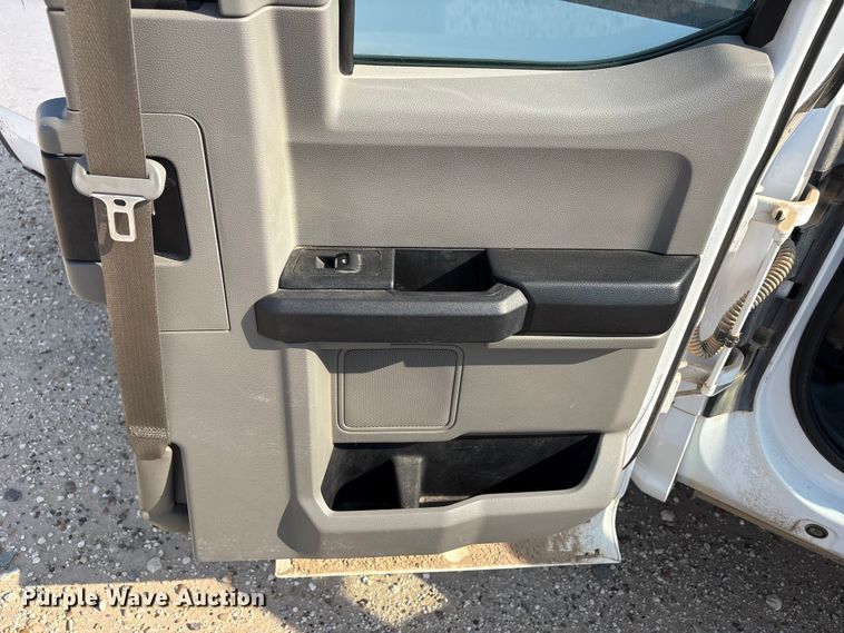 image for item EW8661 2017 Ford F150 XL Ext. Cab pickup truck