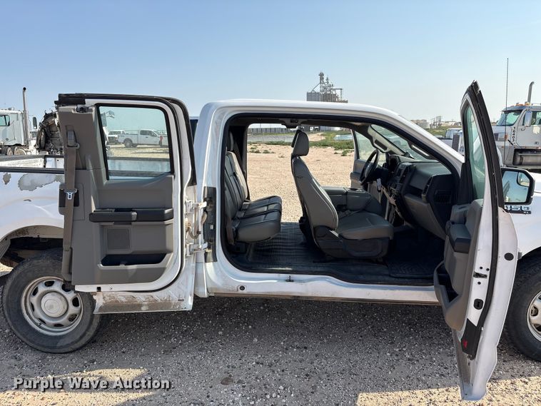 image for item EW8661 2017 Ford F150 XL Ext. Cab pickup truck