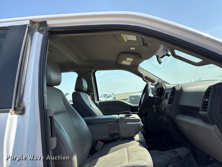 image for item EW8662 2015 Ford F150 XL Ext. Cab pickup truck