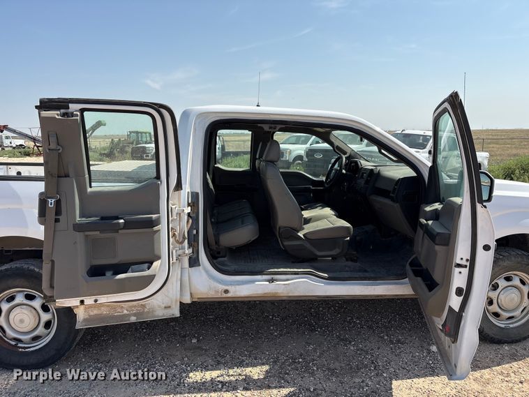 image for item EW8662 2015 Ford F150 XL Ext. Cab pickup truck