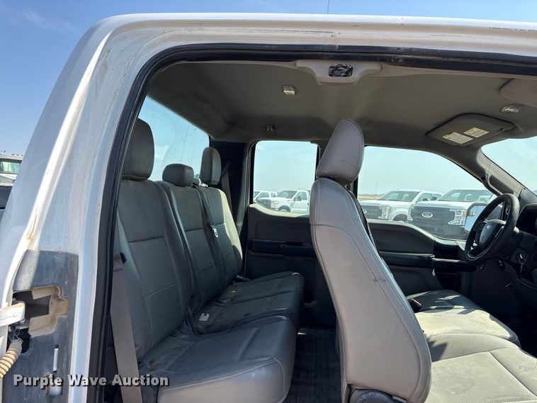 image for item EW8662 2015 Ford F150 XL Ext. Cab pickup truck