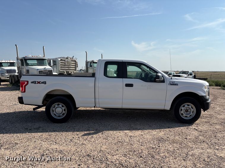 image for item EW8664 2017 Ford F150 XL Ext. Cab pickup truck