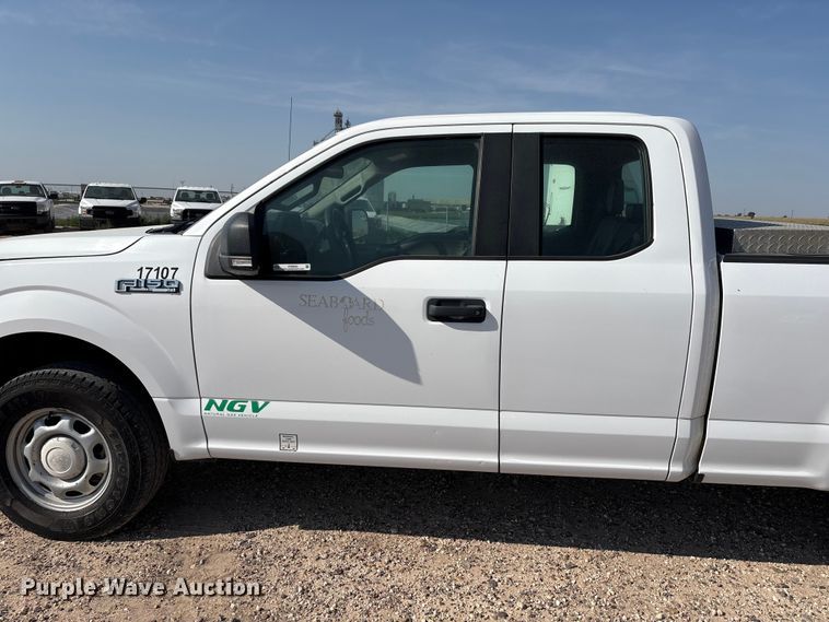 image for item EW8664 2017 Ford F150 XL Ext. Cab pickup truck