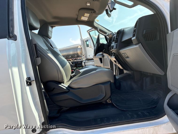 image for item EW8664 2017 Ford F150 XL Ext. Cab pickup truck