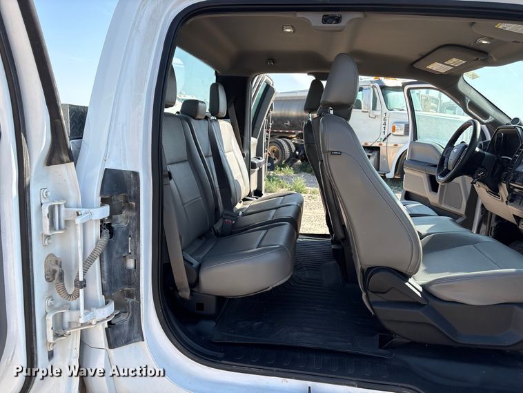 image for item EW8664 2017 Ford F150 XL Ext. Cab pickup truck