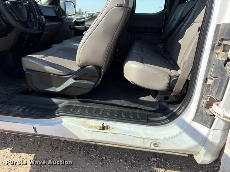 image for item EW8664 2017 Ford F150 XL Ext. Cab pickup truck
