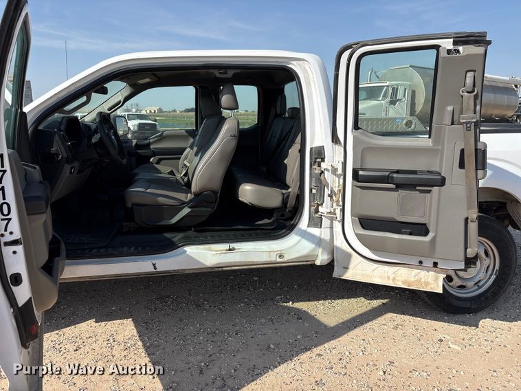 image for item EW8664 2017 Ford F150 XL Ext. Cab pickup truck