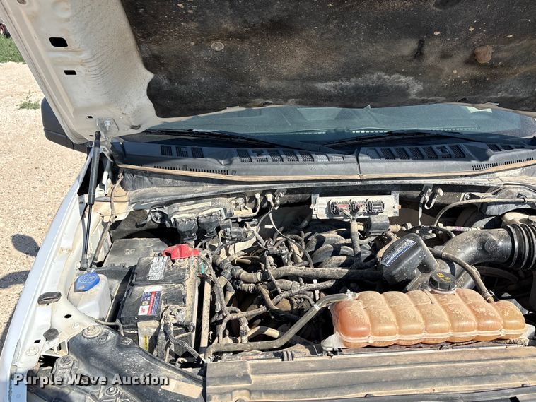 image for item EW8664 2017 Ford F150 XL Ext. Cab pickup truck