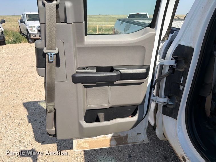 image for item EW8665 2017 Ford F150 XL Ext. Cab pickup truck