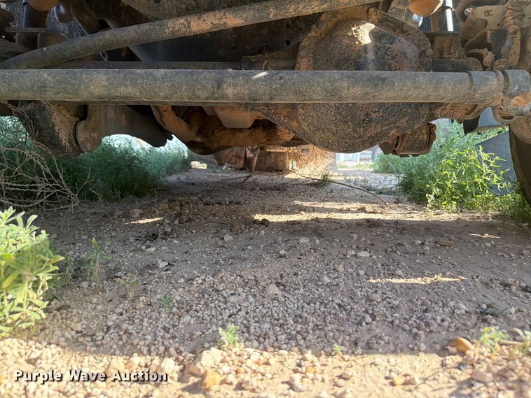 image for item EW8666 2015 Ford F550 Super Duty XL flatbed truck