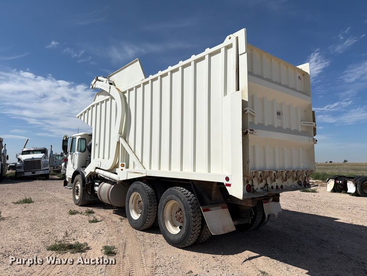 image for item EW8668 2020 Autocar Xpeditor refuse truck