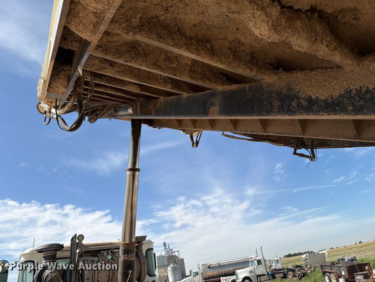 image for item EW8668 2020 Autocar Xpeditor refuse truck