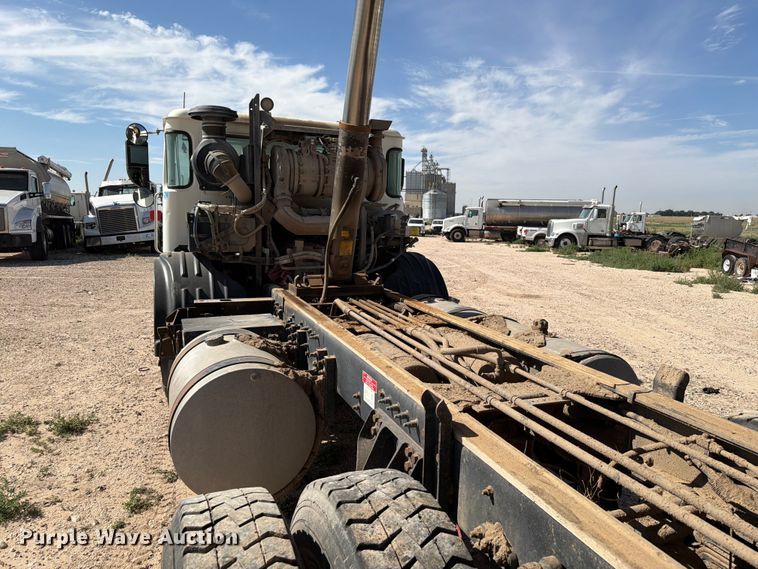 image for item EW8668 2020 Autocar Xpeditor refuse truck