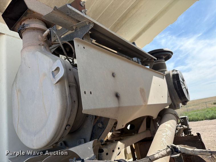 image for item EW8668 2020 Autocar Xpeditor refuse truck