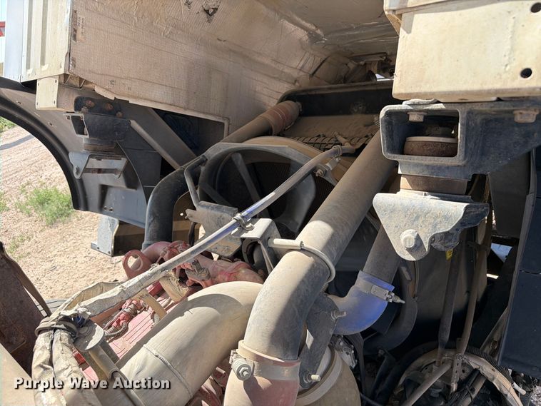 image for item EW8668 2020 Autocar Xpeditor refuse truck