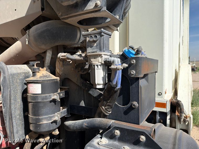 image for item EW8668 2020 Autocar Xpeditor refuse truck