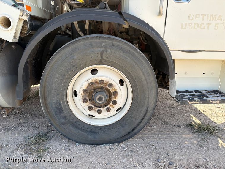 image for item EW8668 2020 Autocar Xpeditor refuse truck
