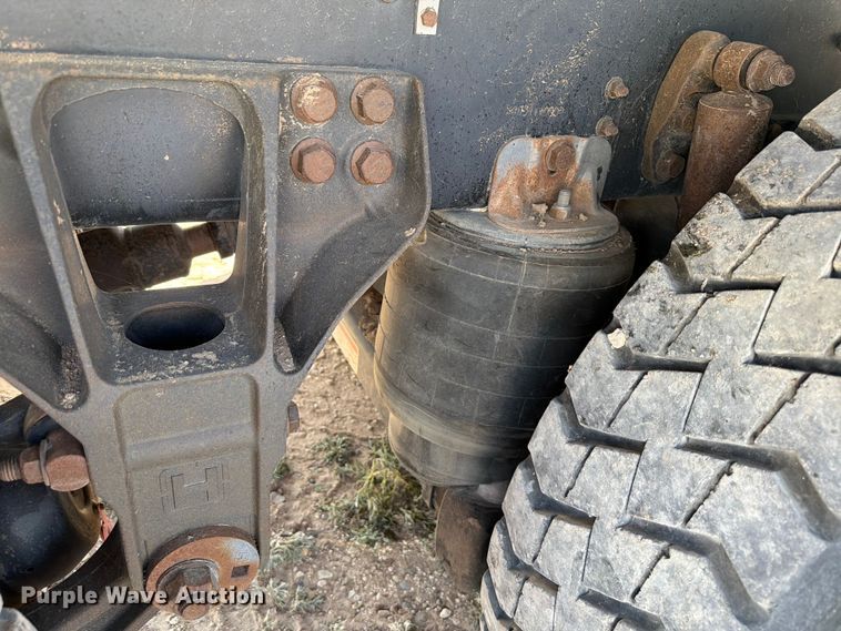 image for item EW8668 2020 Autocar Xpeditor refuse truck