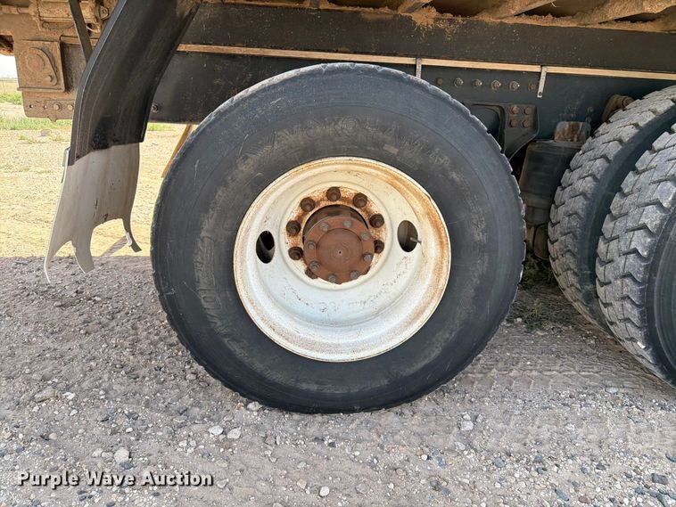 image for item EW8668 2020 Autocar Xpeditor refuse truck