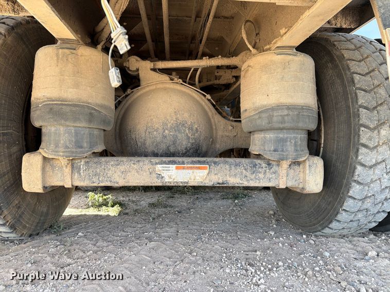 image for item EW8668 2020 Autocar Xpeditor refuse truck