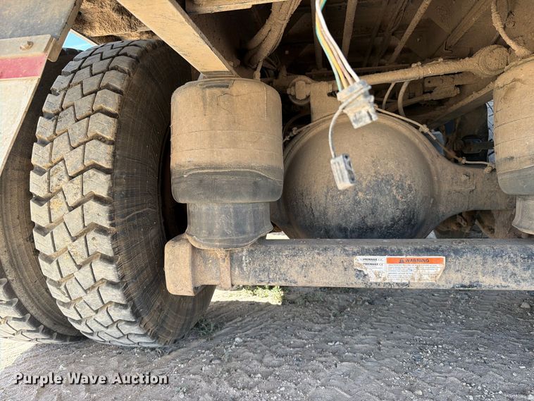image for item EW8668 2020 Autocar Xpeditor refuse truck
