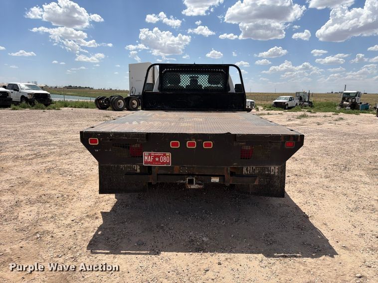image for item EW8671 2016 Ford F350 Super Duty flatbed pickup truck