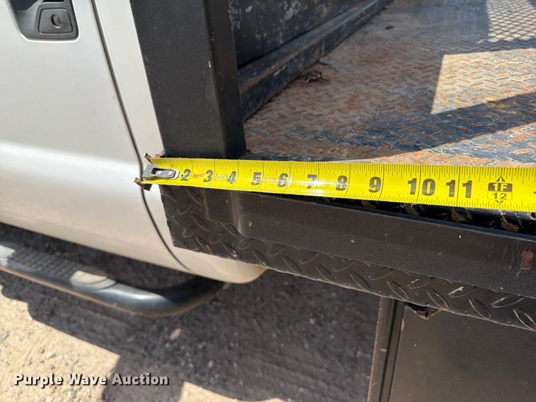 image for item EW8671 2016 Ford F350 Super Duty flatbed pickup truck