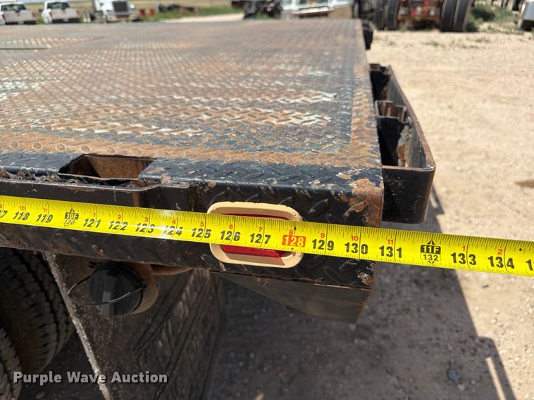 image for item EW8671 2016 Ford F350 Super Duty flatbed pickup truck