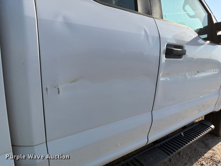 image for item EW8672 2020 Ford F250 Super Duty Ext. Cab pickup truck