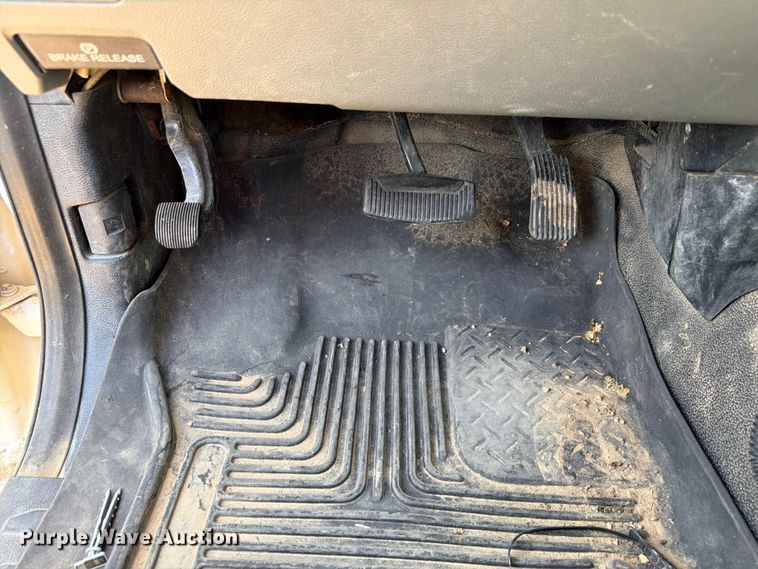 image for item EW8672 2020 Ford F250 Super Duty Ext. Cab pickup truck