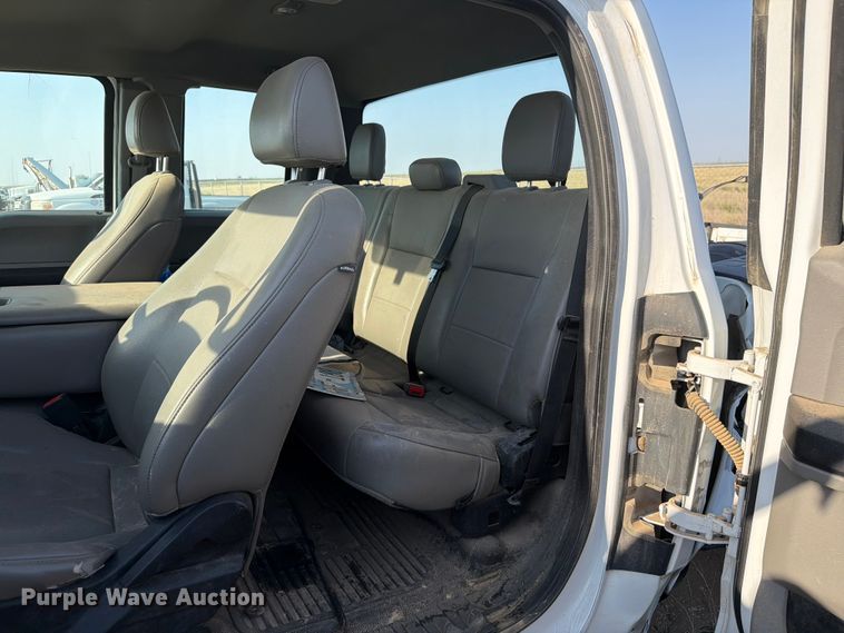 image for item EW8672 2020 Ford F250 Super Duty Ext. Cab pickup truck
