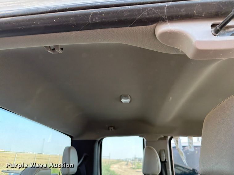image for item EW8672 2020 Ford F250 Super Duty Ext. Cab pickup truck