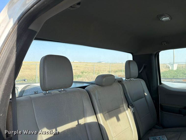 image for item EW8672 2020 Ford F250 Super Duty Ext. Cab pickup truck